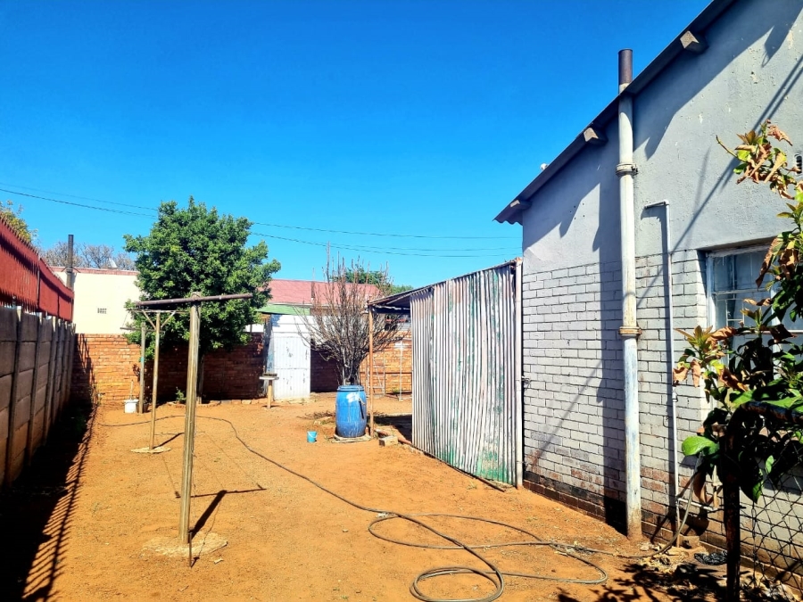 3 Bedroom Property for Sale in Beaconsfield Northern Cape